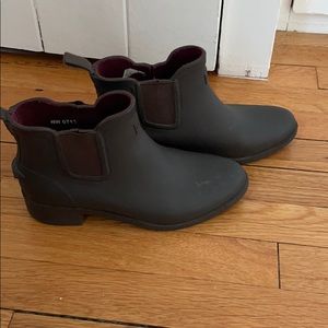 Hunter short rain boots